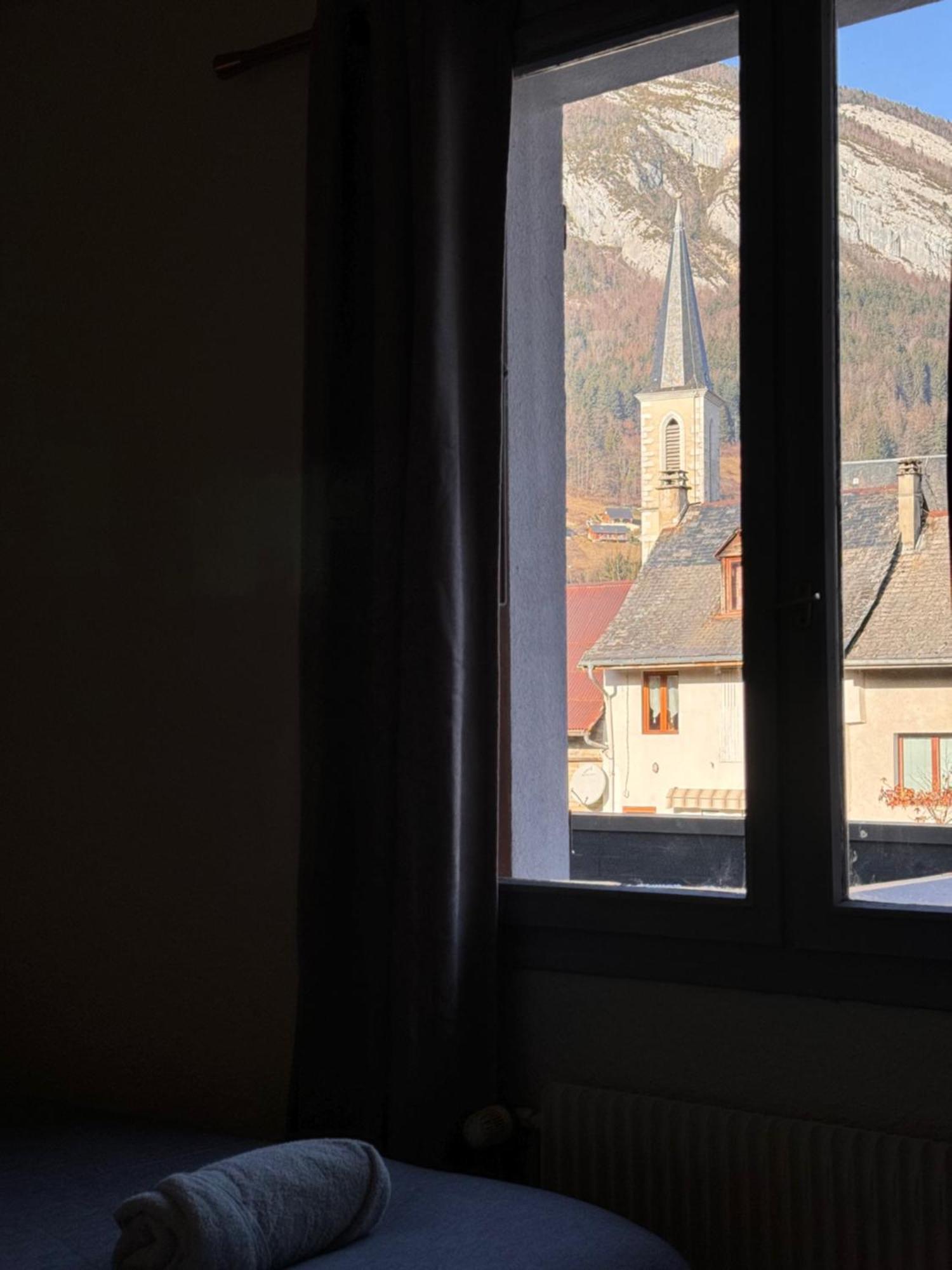 Le Grand Som - Chambres Au Coeur De La Chartreuse Saint-Pierre-d'Entremont  エクステリア 写真